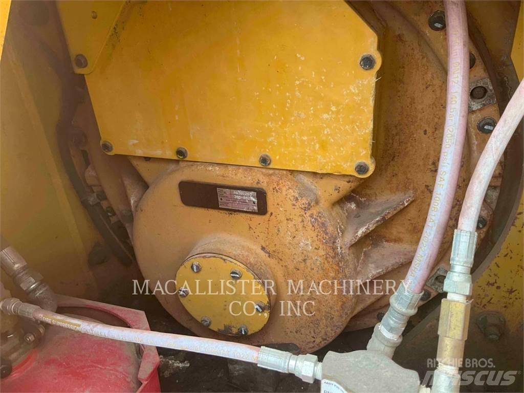 CAT D6T 履带式推土机