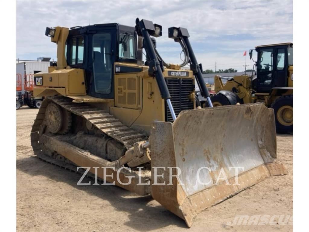 CAT D6T 履带式推土机