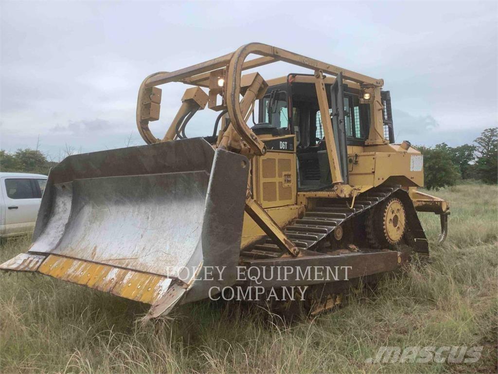 CAT D6T 履带式推土机