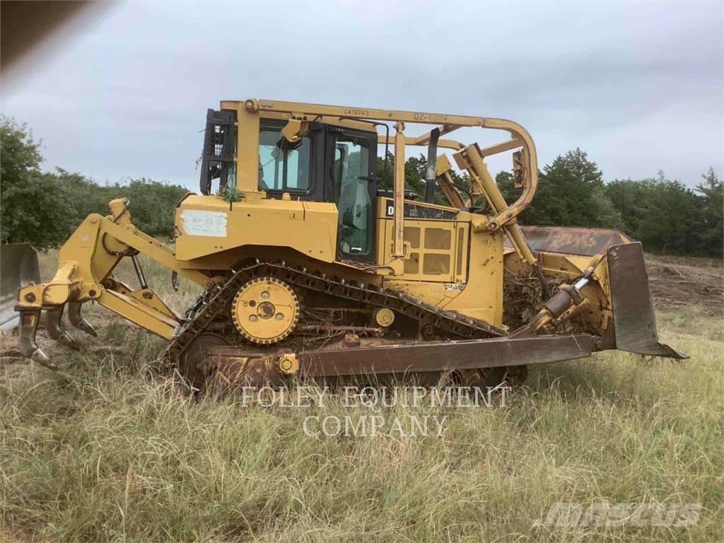 CAT D6T 履带式推土机