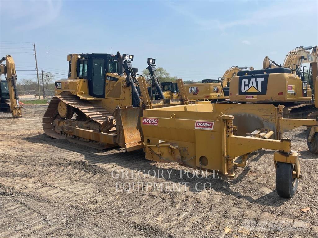 CAT D6T 履带式推土机