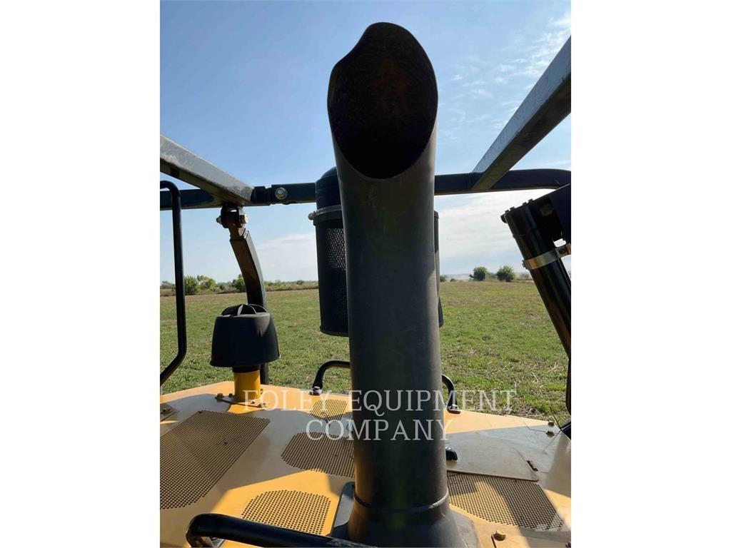 CAT D6T 履带式推土机