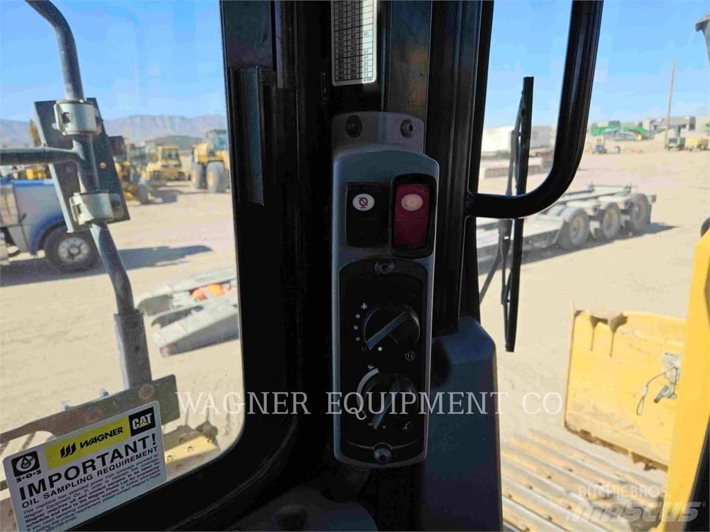 CAT D6T LGPVPT 履带式推土机