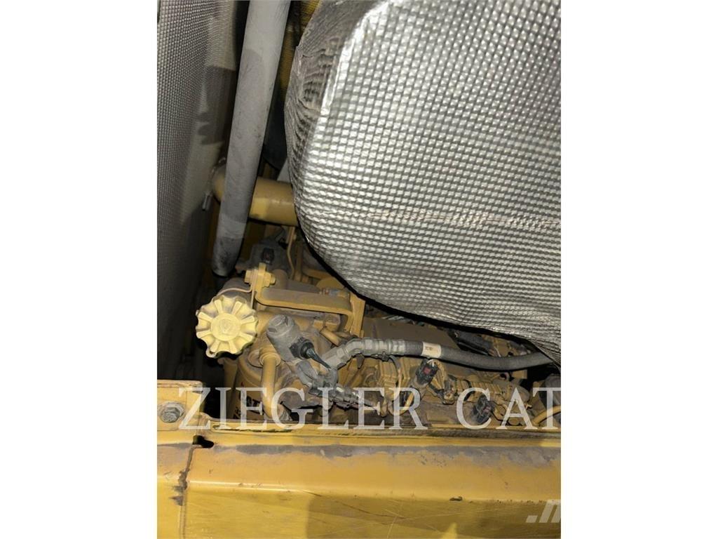CAT D6T4FLGPA 履带式推土机