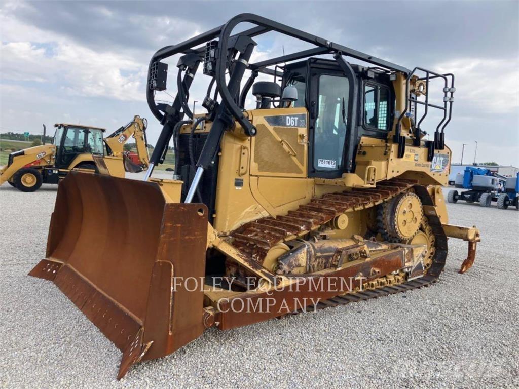 CAT D6TXLSUA 履带式推土机