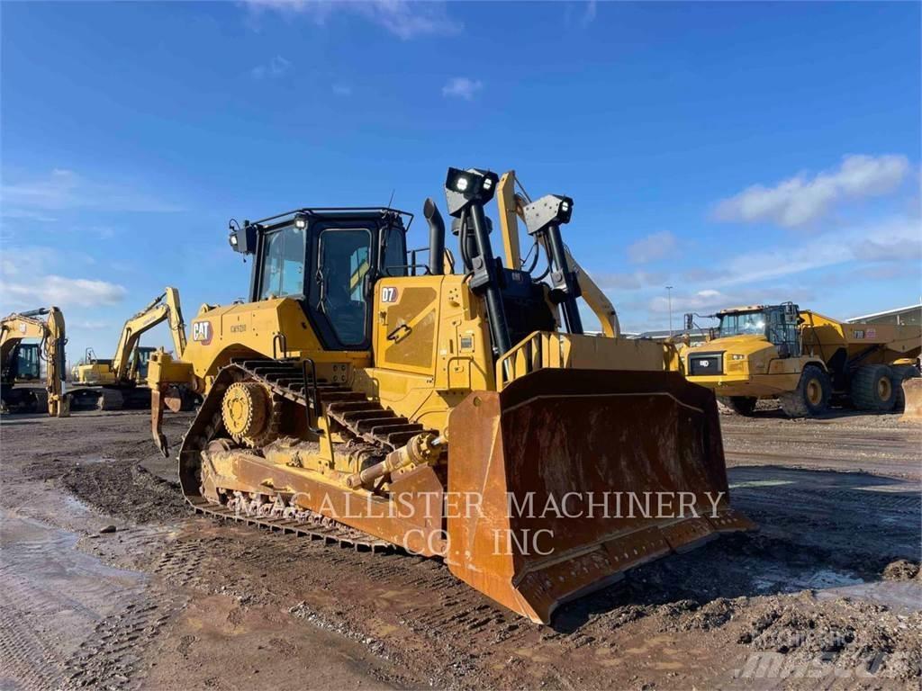 CAT D7 履带式推土机