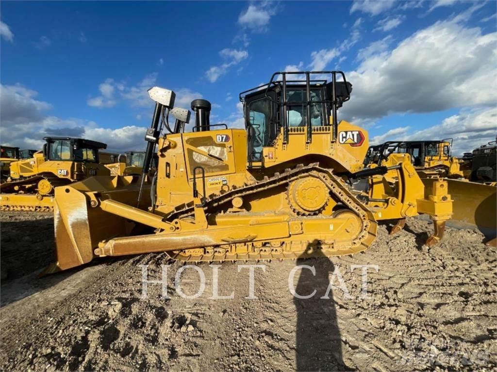CAT D7 履带式推土机