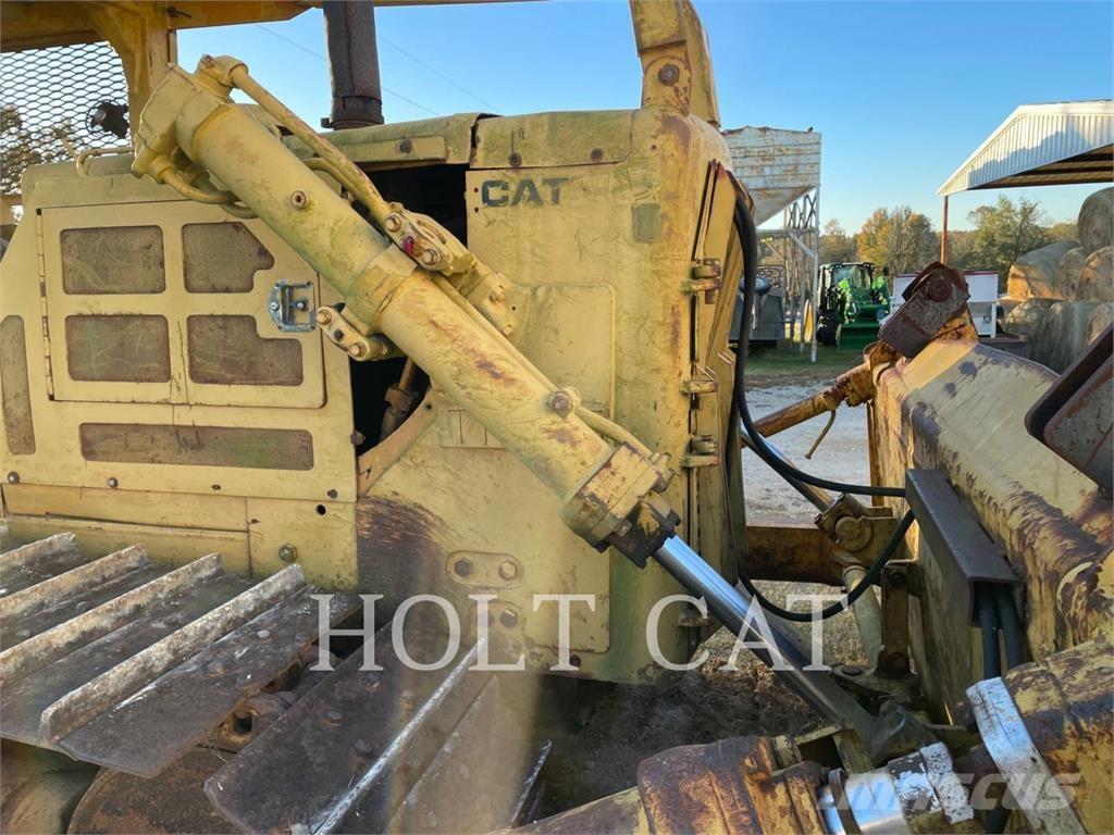 CAT D7 履带式推土机