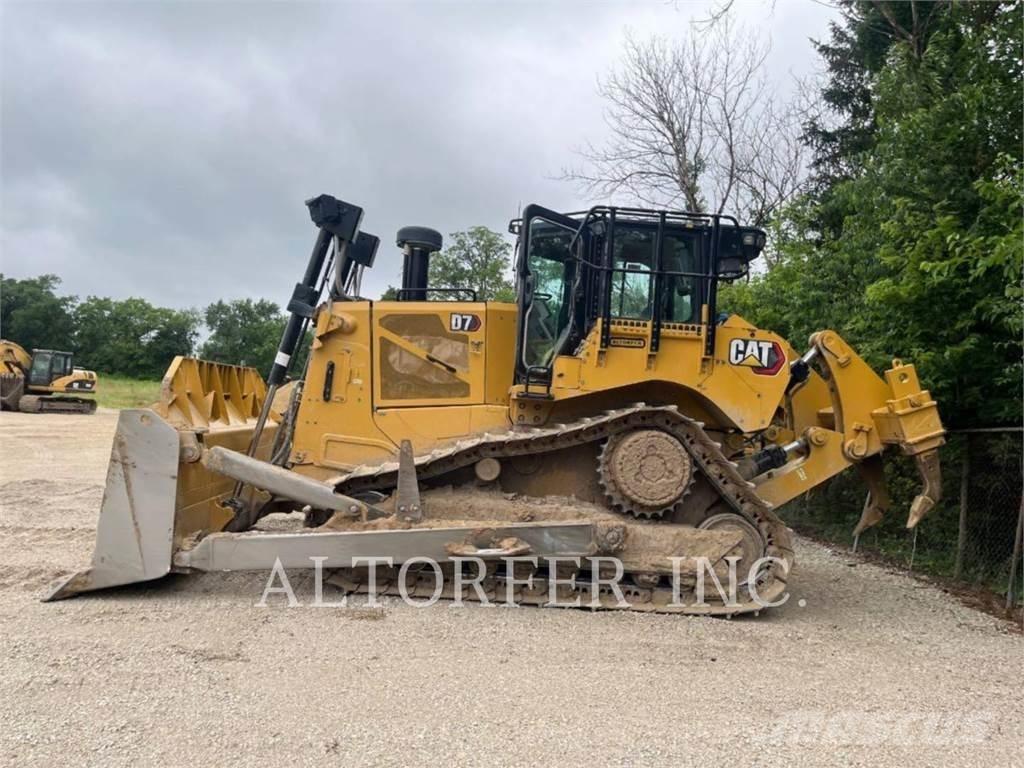 CAT D7-17 履带式推土机