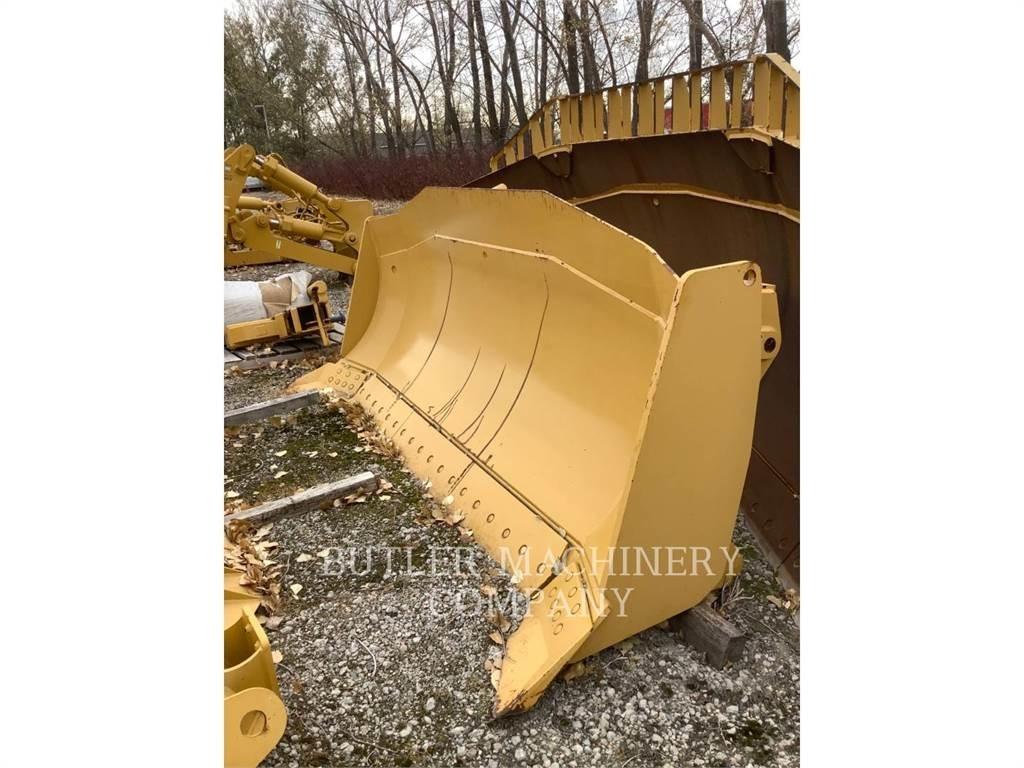 CAT D7E 推铲