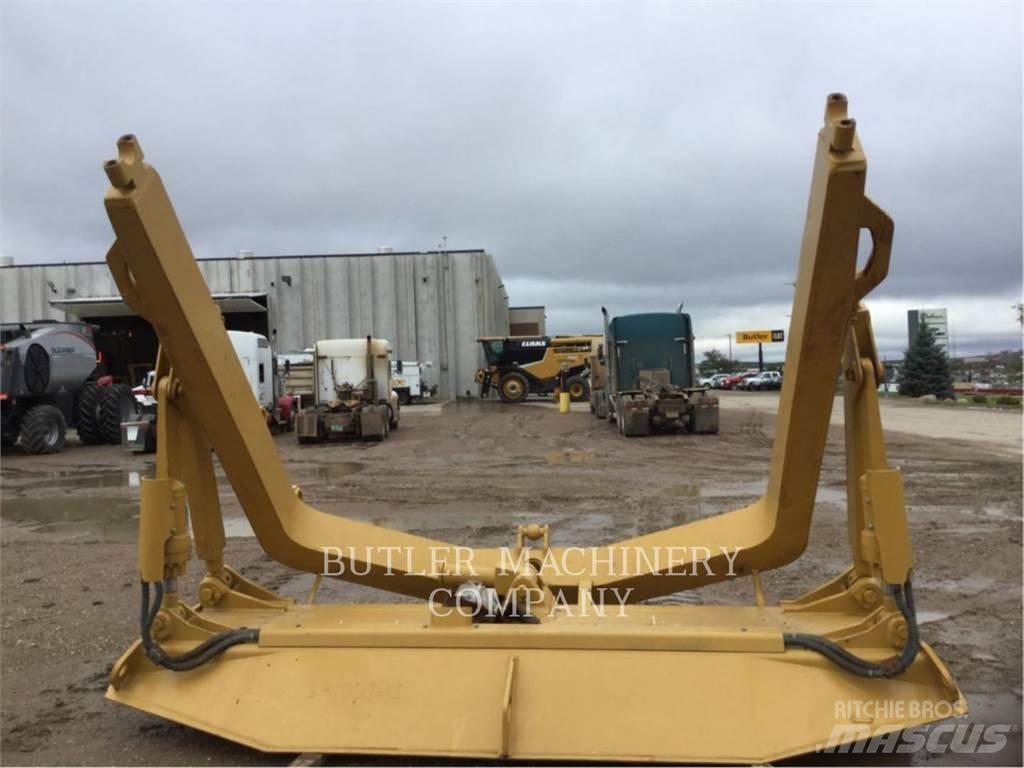 CAT D7E A BLADE 推铲
