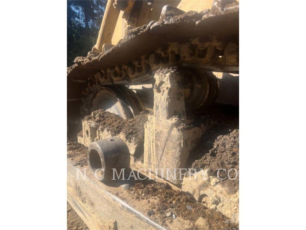 CAT D7G 履带式推土机