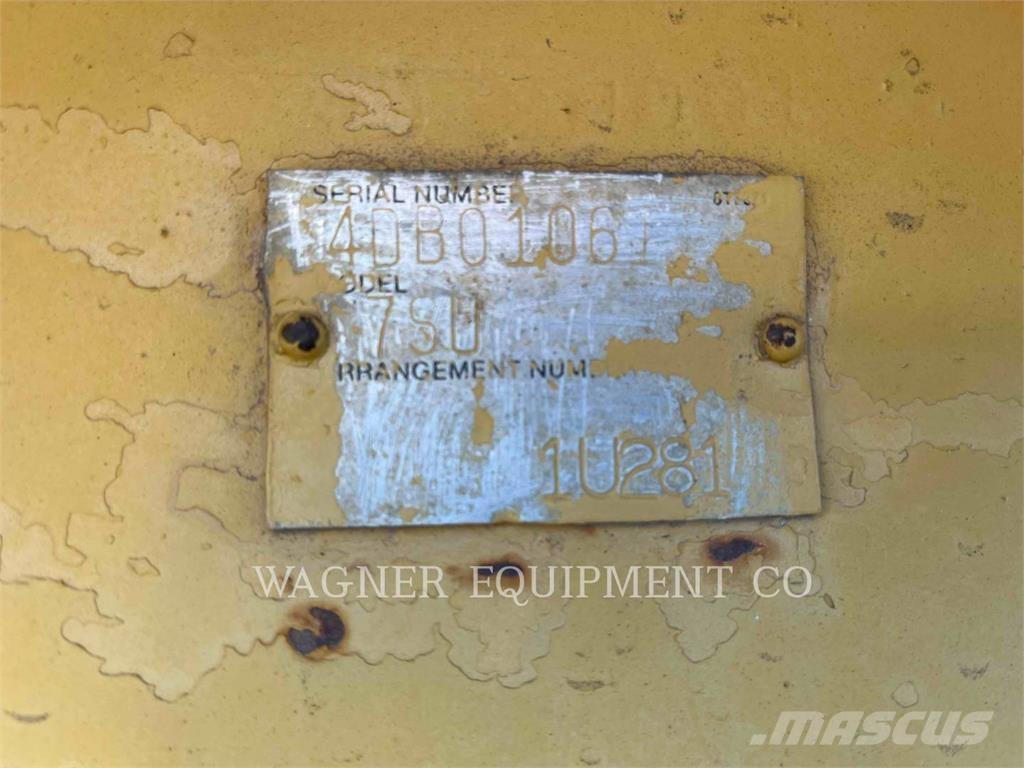 CAT D7HII 履带式推土机