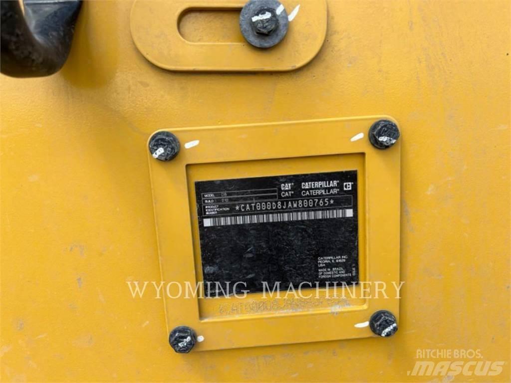 CAT D8 履带式推土机