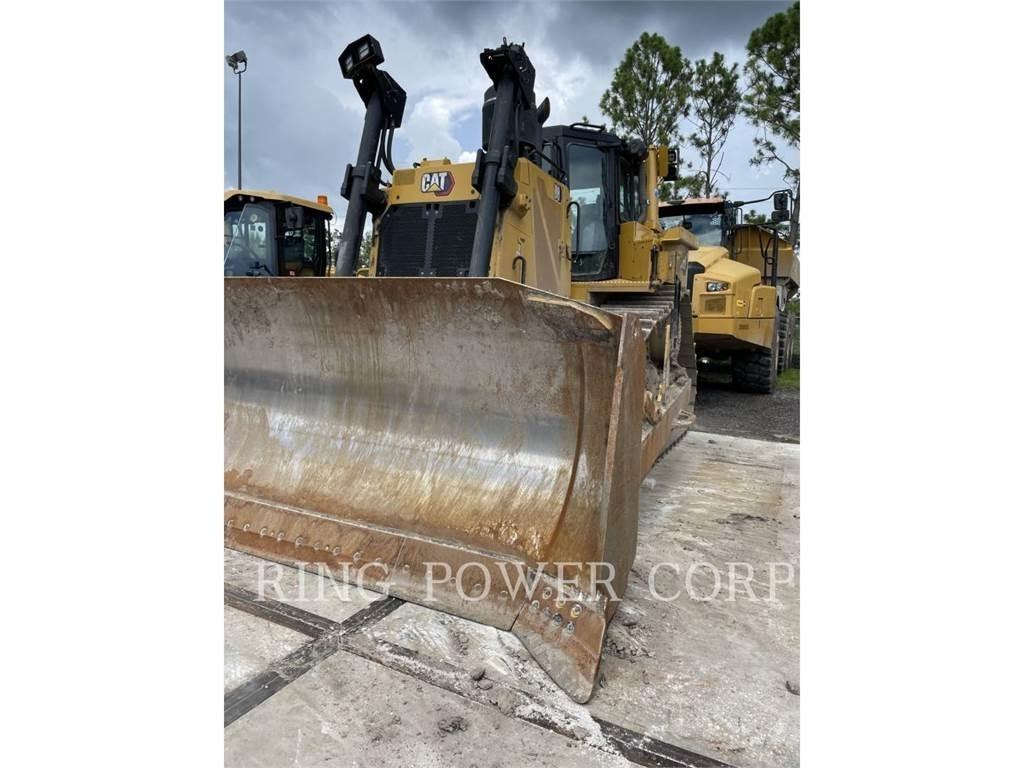 CAT D8 履带式推土机