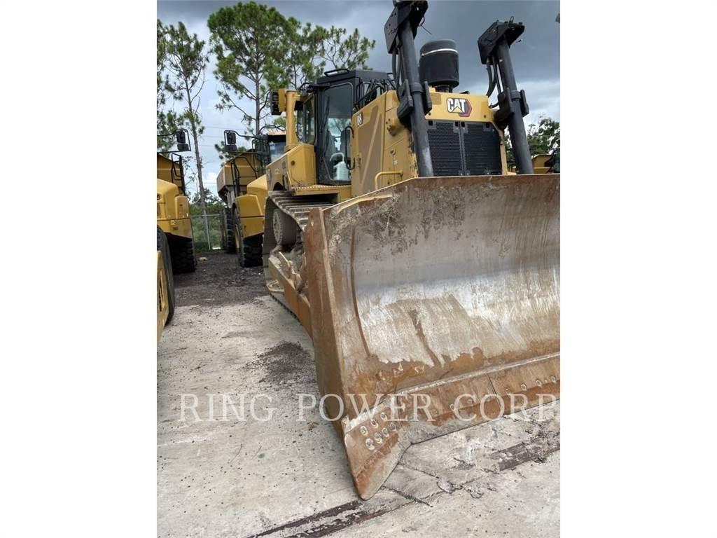 CAT D8 履带式推土机