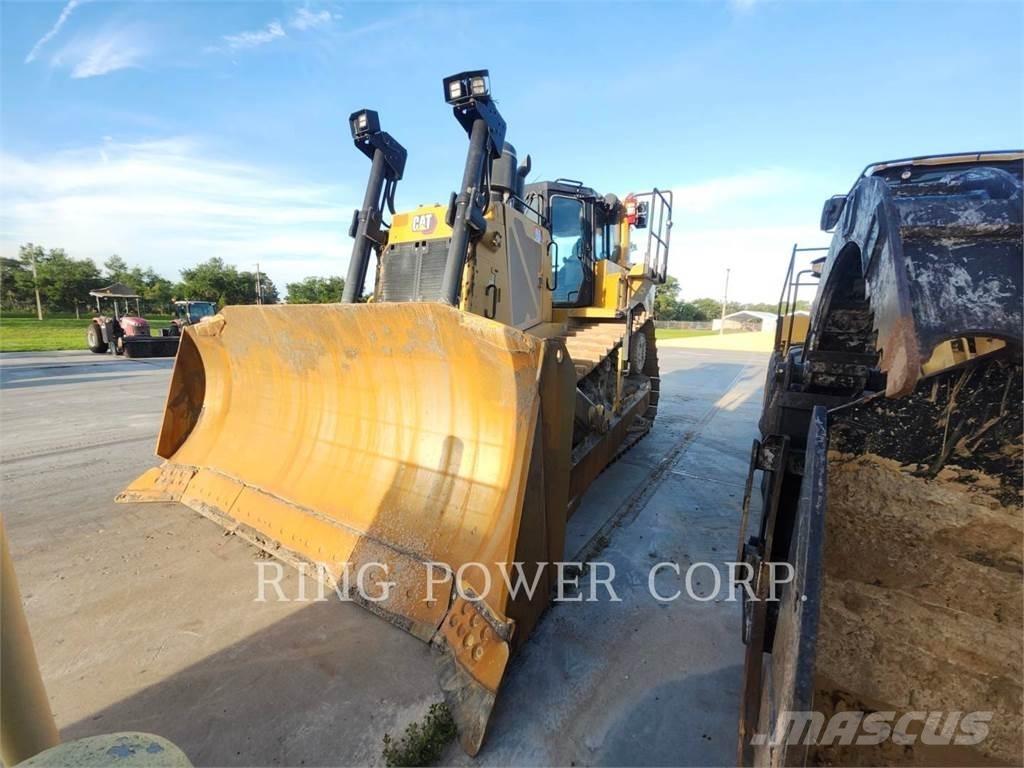 CAT D8 履带式推土机