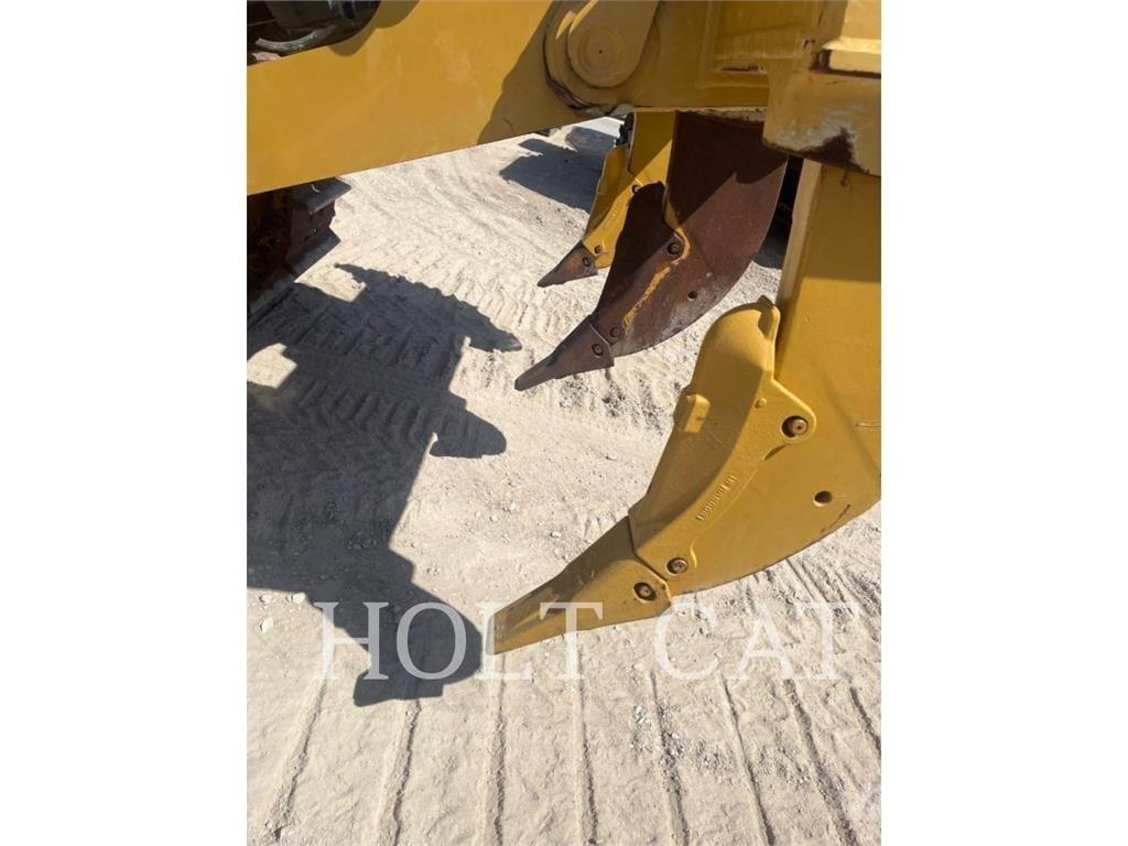 CAT D8 履带式推土机