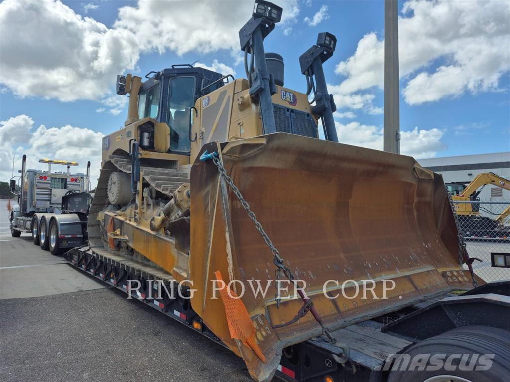 CAT D8 履带式推土机