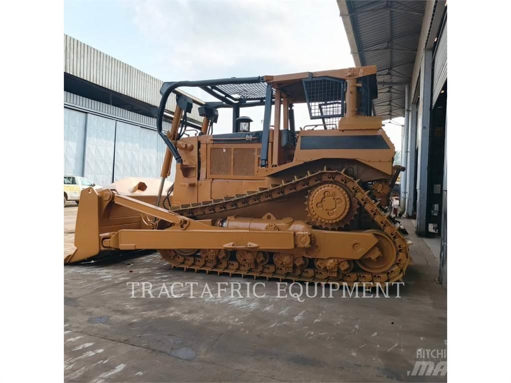 CAT D8N 履带式推土机