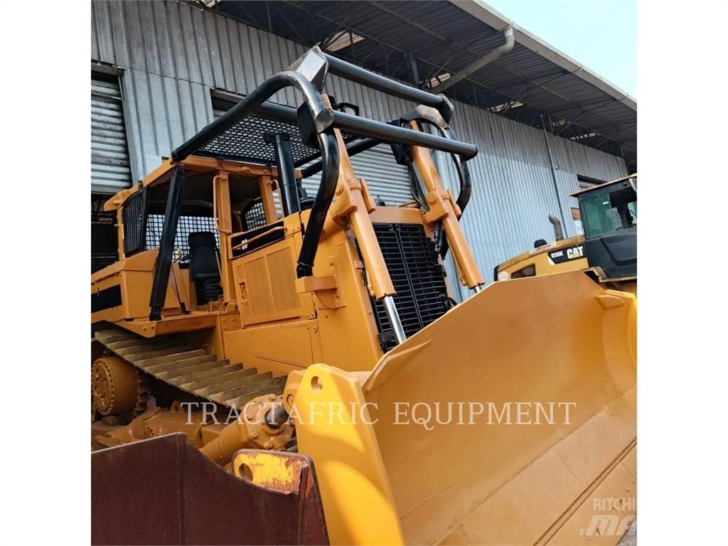 CAT D8N 履带式推土机