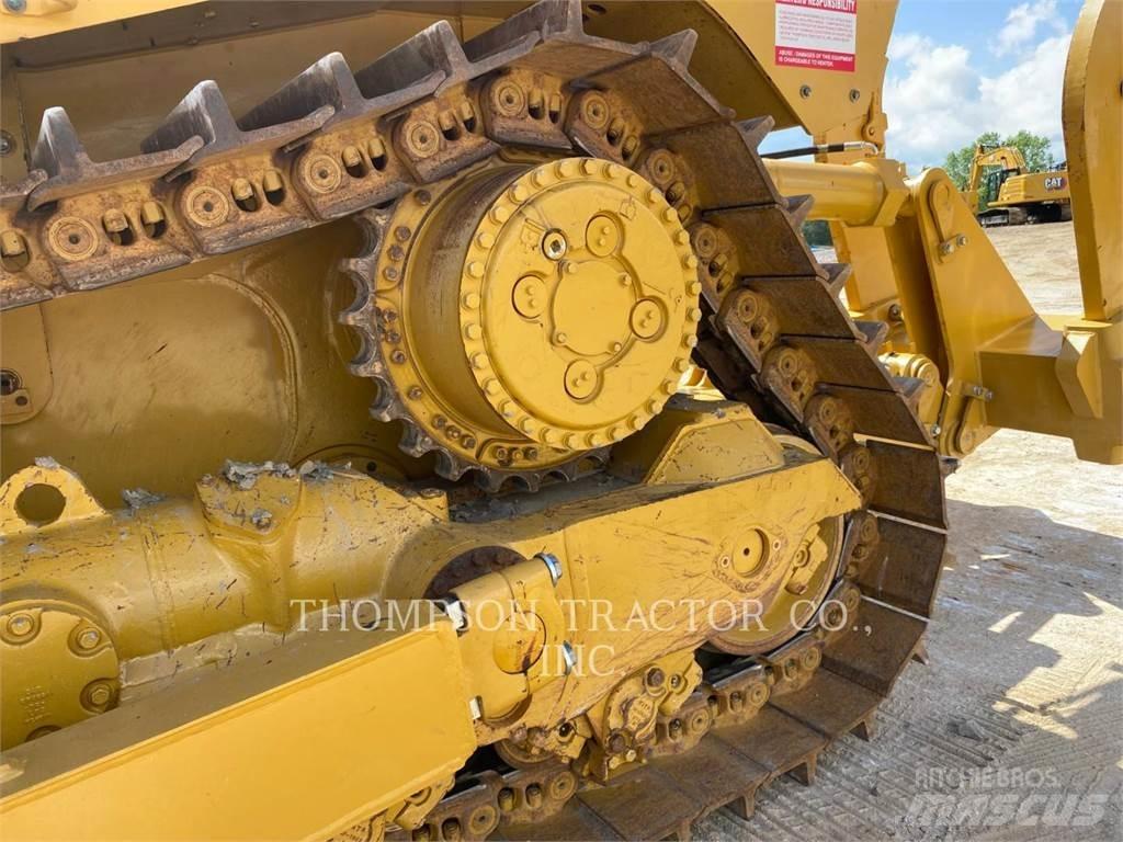 CAT D8T 履带式推土机