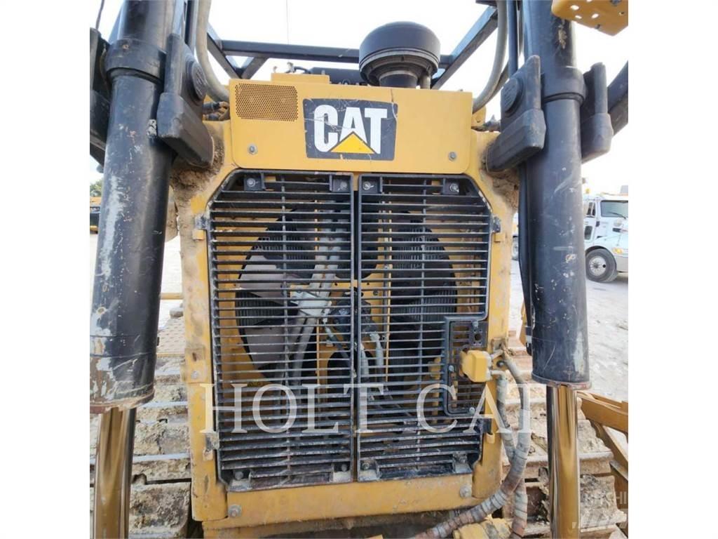 CAT D8T 履带式推土机