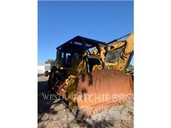 CAT D8T 履带式推土机