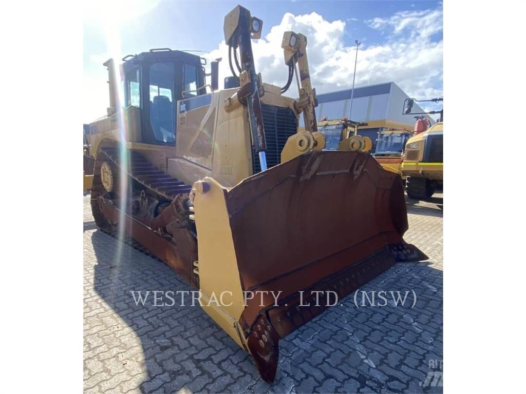 CAT D8T 履带式推土机