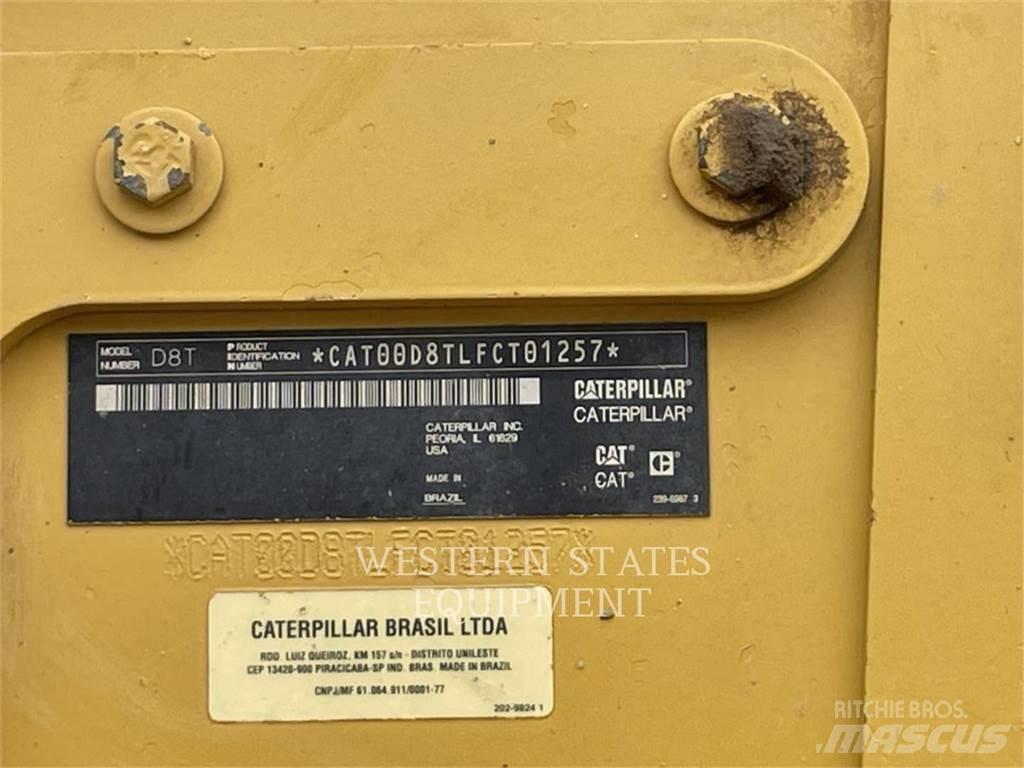 CAT D8T 履带式推土机