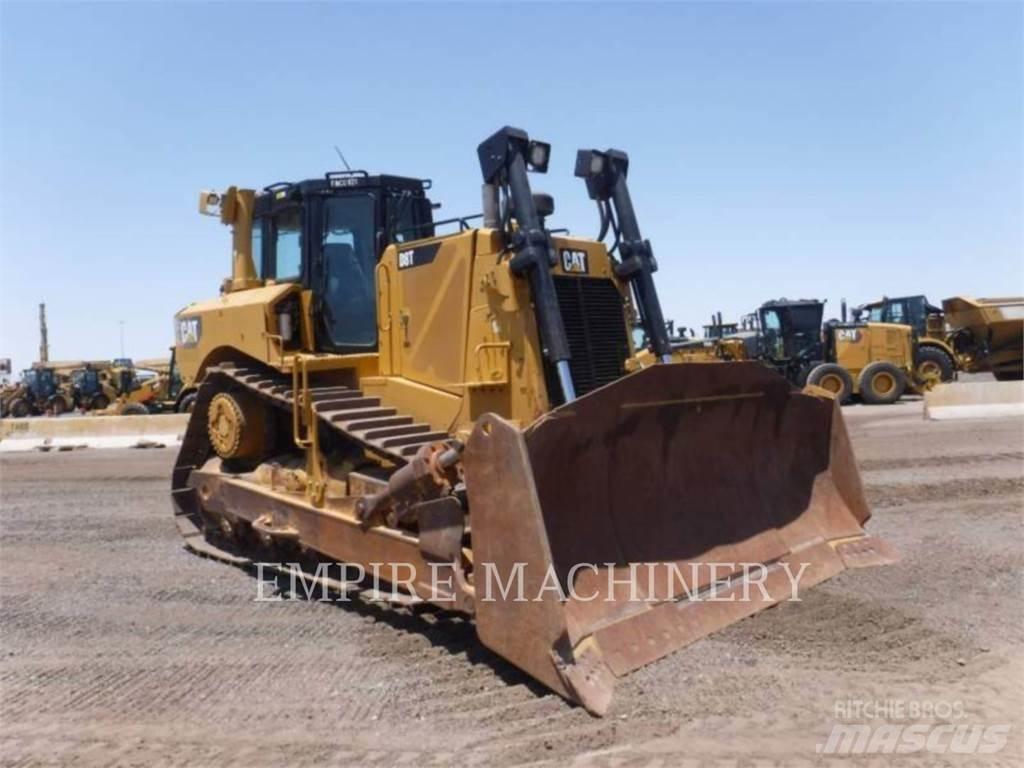 CAT D8T 履带式推土机