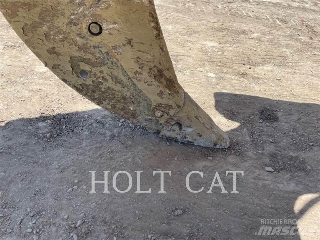 CAT D8T 履带式推土机
