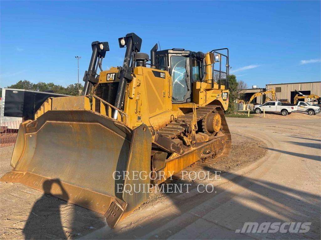 CAT D8T 履带式推土机