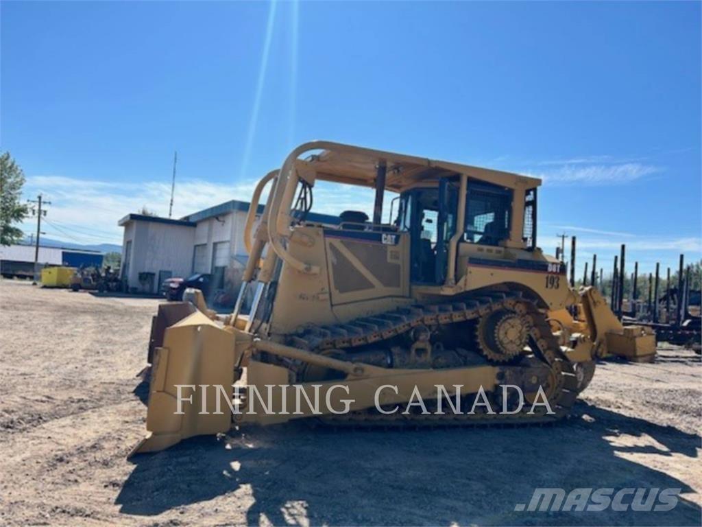 CAT D8T 履带式推土机