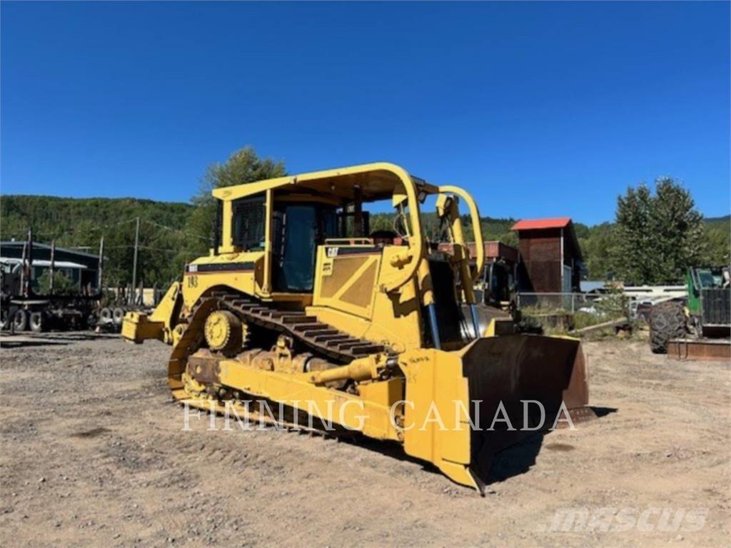 CAT D8T 履带式推土机