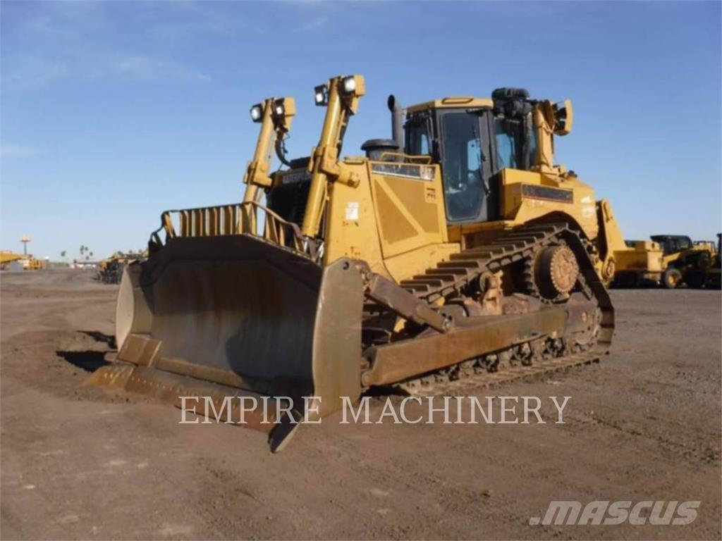 CAT D8T 履带式推土机