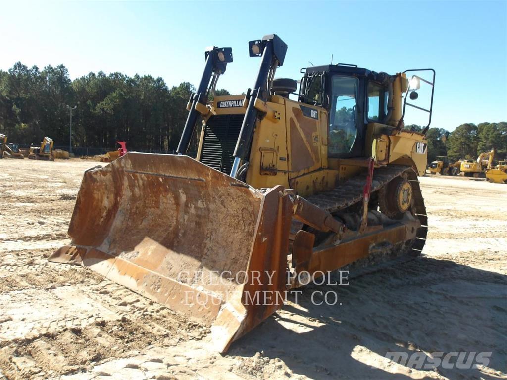 CAT D8T 履带式推土机