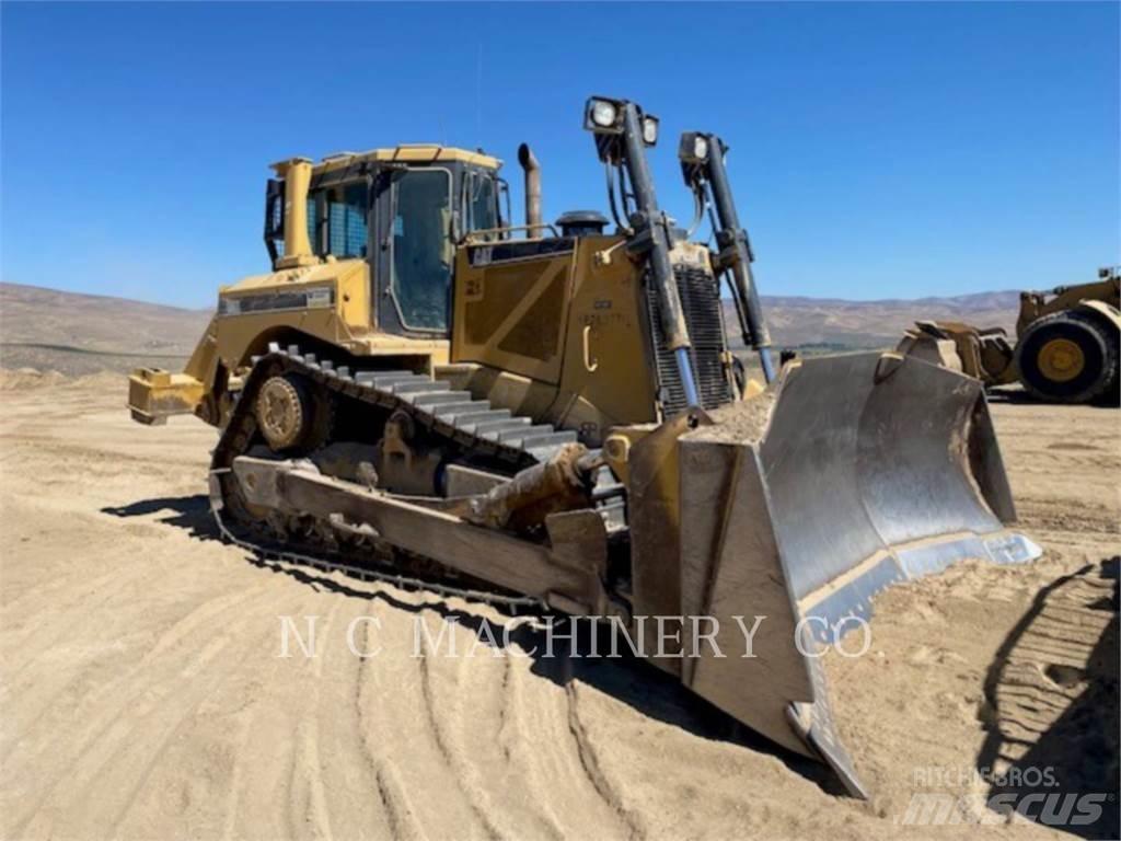 CAT D8T 履带式推土机