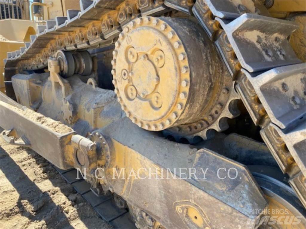 CAT D8T 履带式推土机
