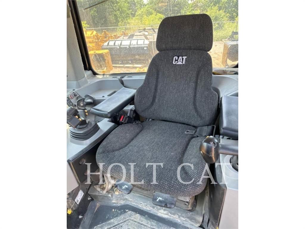 CAT D8T ABRI 履带式推土机