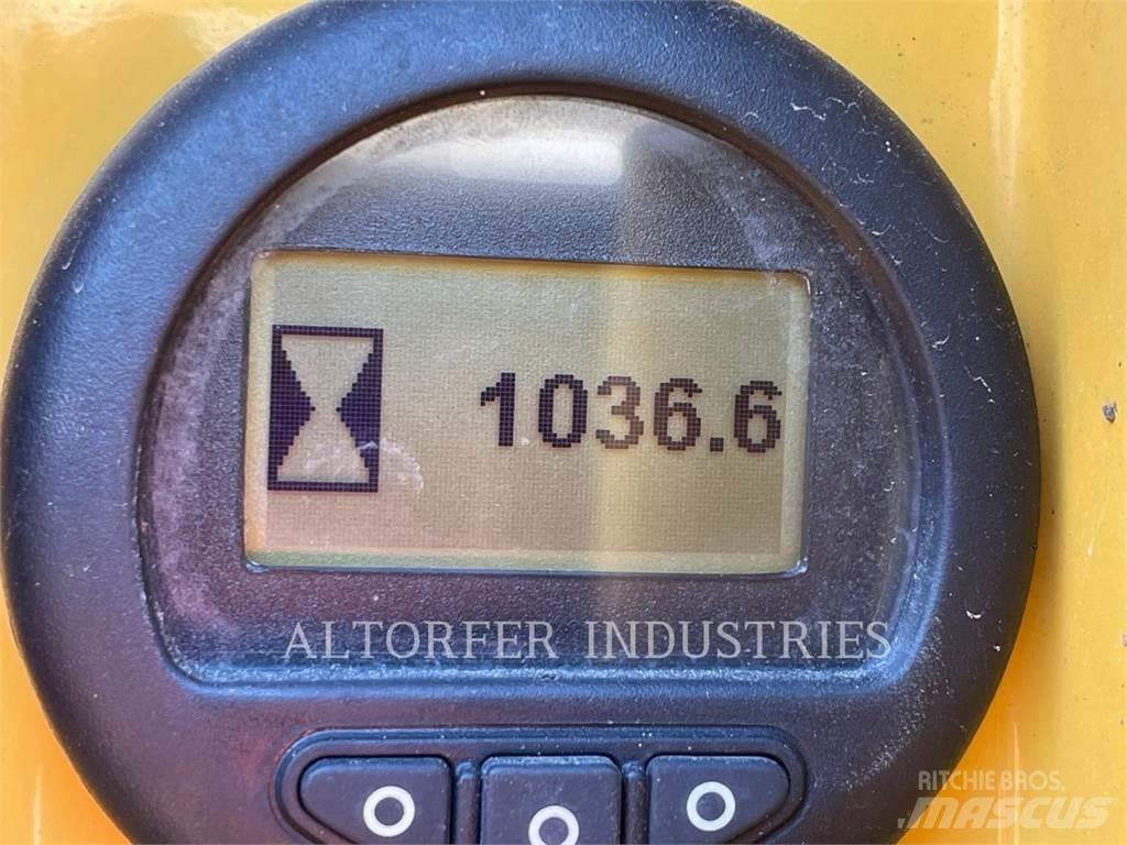 CAT D8T W 履带式推土机