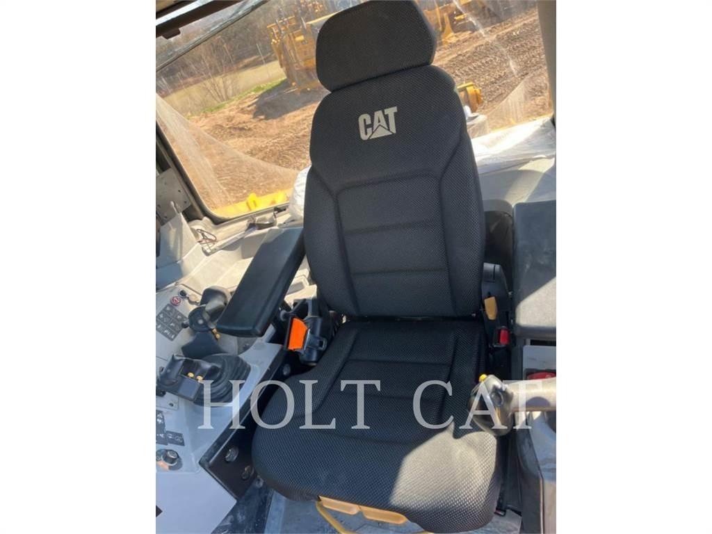 CAT D9 履带式推土机