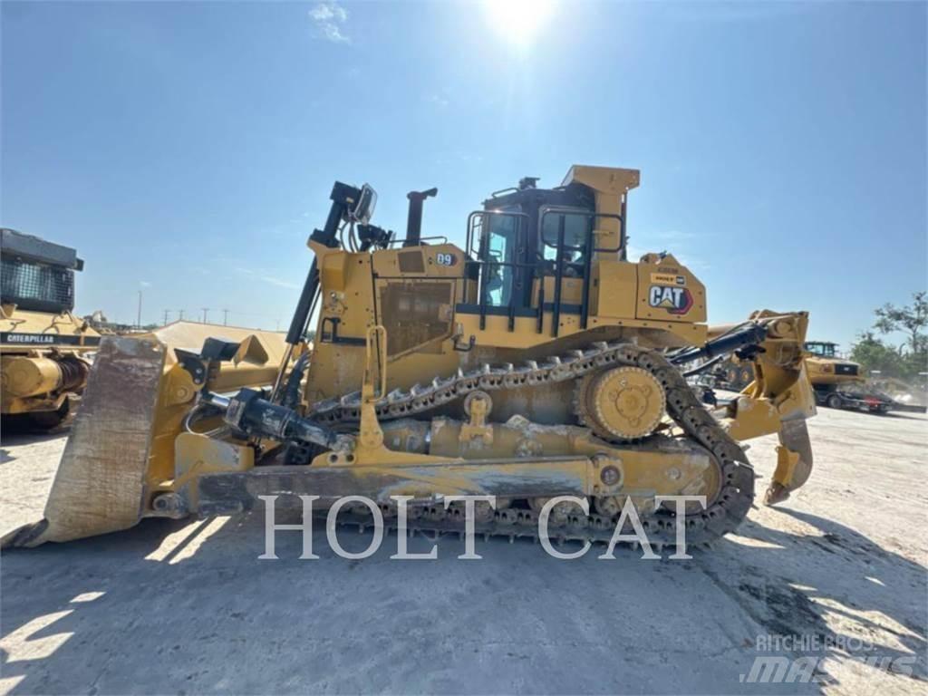 CAT D9 履带式推土机