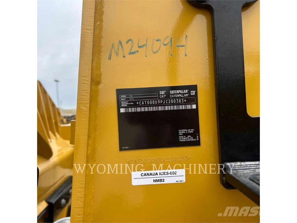 CAT D9 履带式推土机
