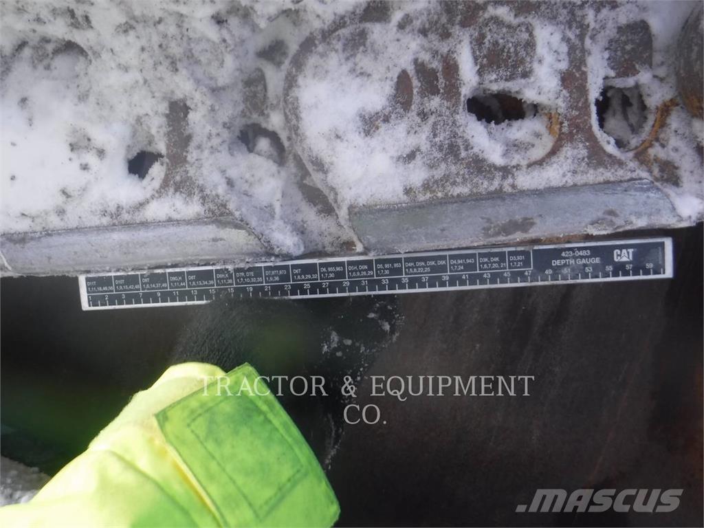 CAT D9 履带式推土机