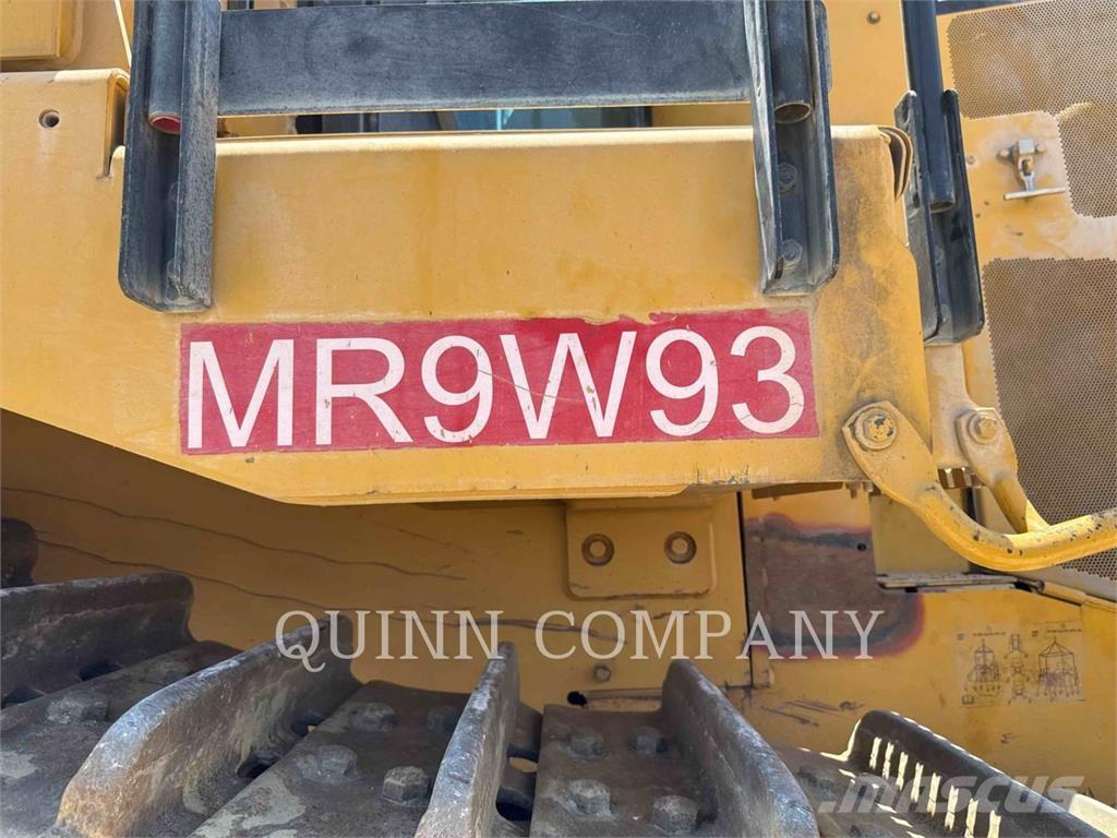 CAT D9T 履带式推土机