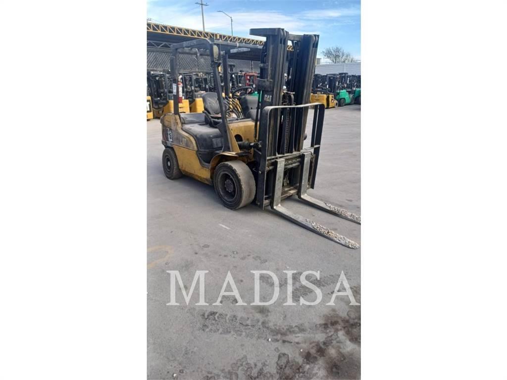 CAT DP30NM5-D 其他叉车