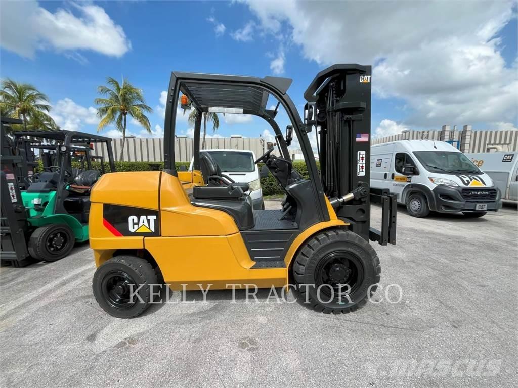 CAT DP50CN1 柴油叉车