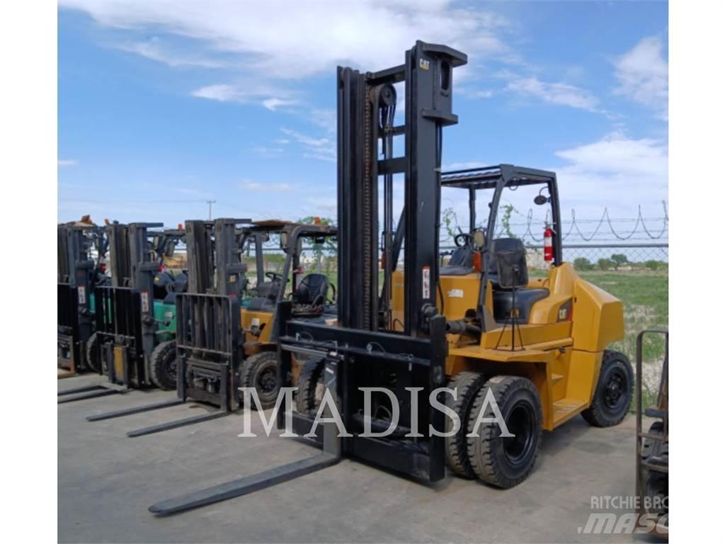 CAT DP70NM 柴油叉车
