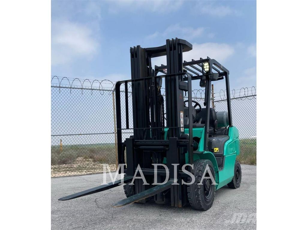 CAT FG25N5-GLE 其他叉车